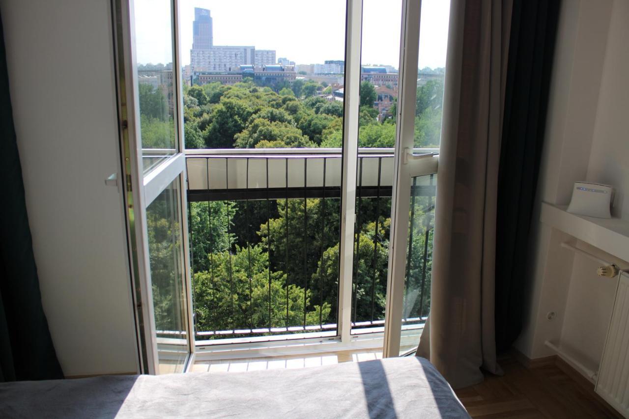 Skyview Park Apartment: Central Warsaw Comfort with Self Check-In Exterior photo